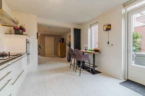 Hardenbroek 146 tertiary image