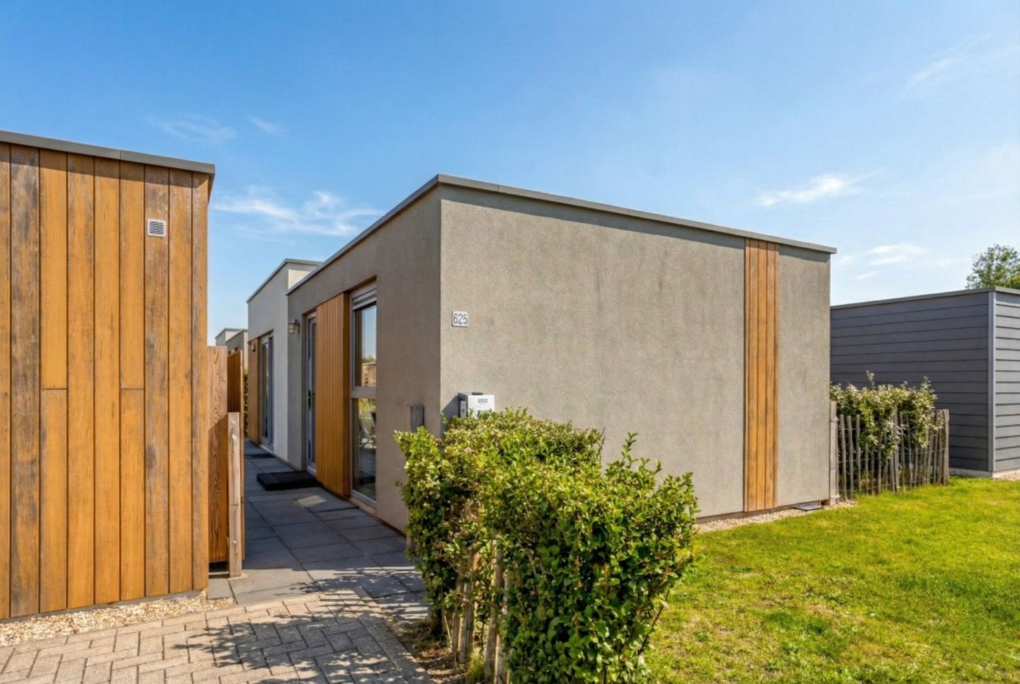 Foto 4 van Nieuwesluisweg 1-A625