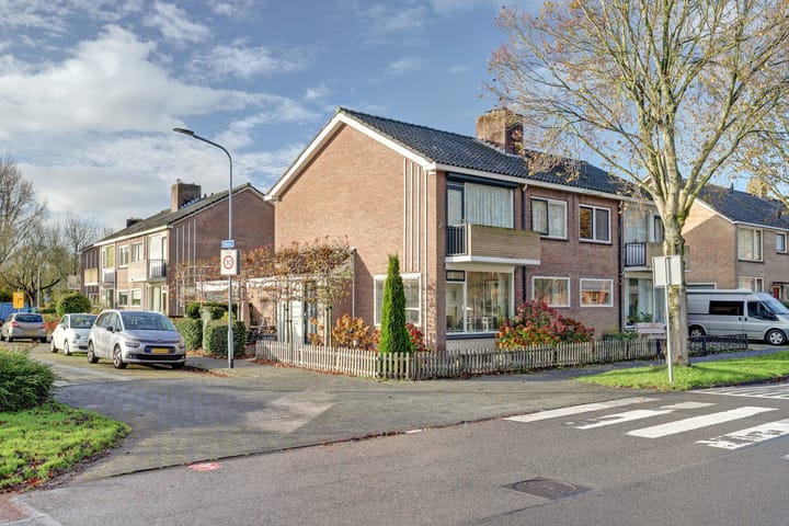 Photo 30 of Violenstraat 40