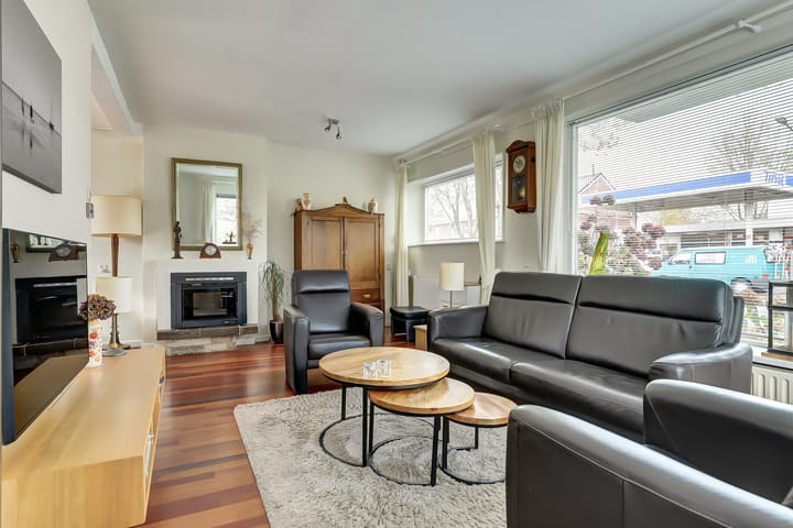 Photo 8 of Violenstraat 40