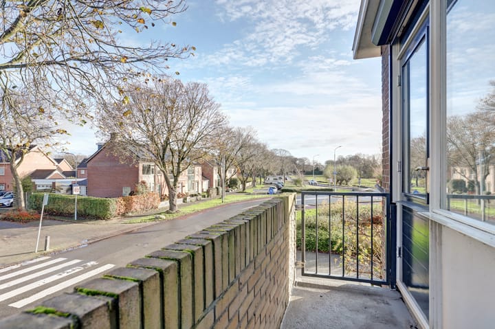 Photo 17 of Violenstraat 40