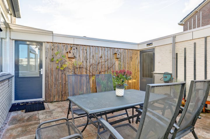 Photo 24 of Violenstraat 40