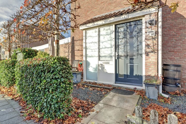 Photo 28 of Violenstraat 40