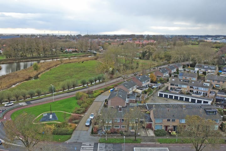 Photo 32 of Violenstraat 40