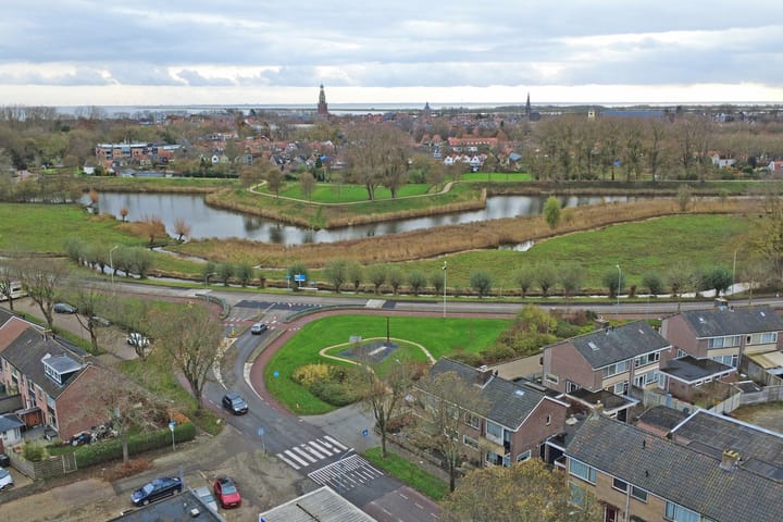 Photo 33 of Violenstraat 40