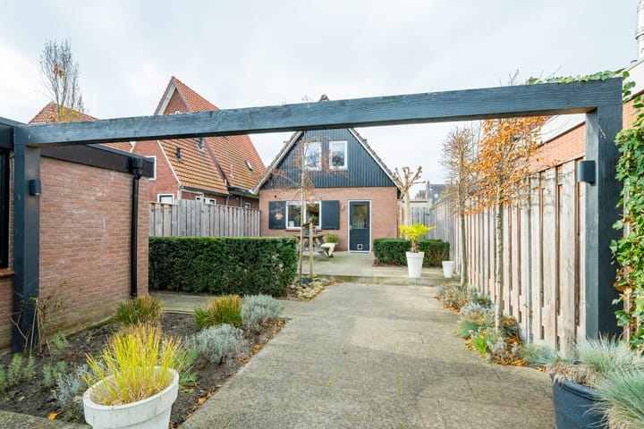 Foto 51 van Ravenhorsterweg 36