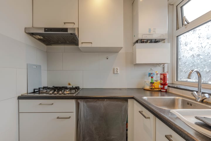 Photo 4 of Goereesestraat 17-B