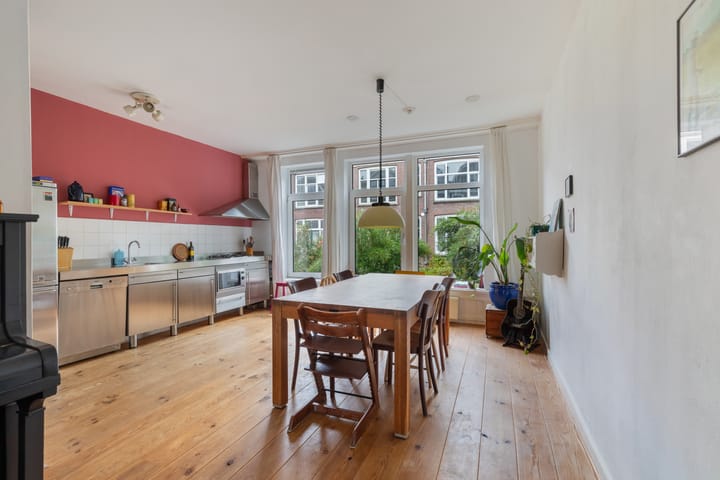 Foto 2 van Van Oosterzeestraat 30-B