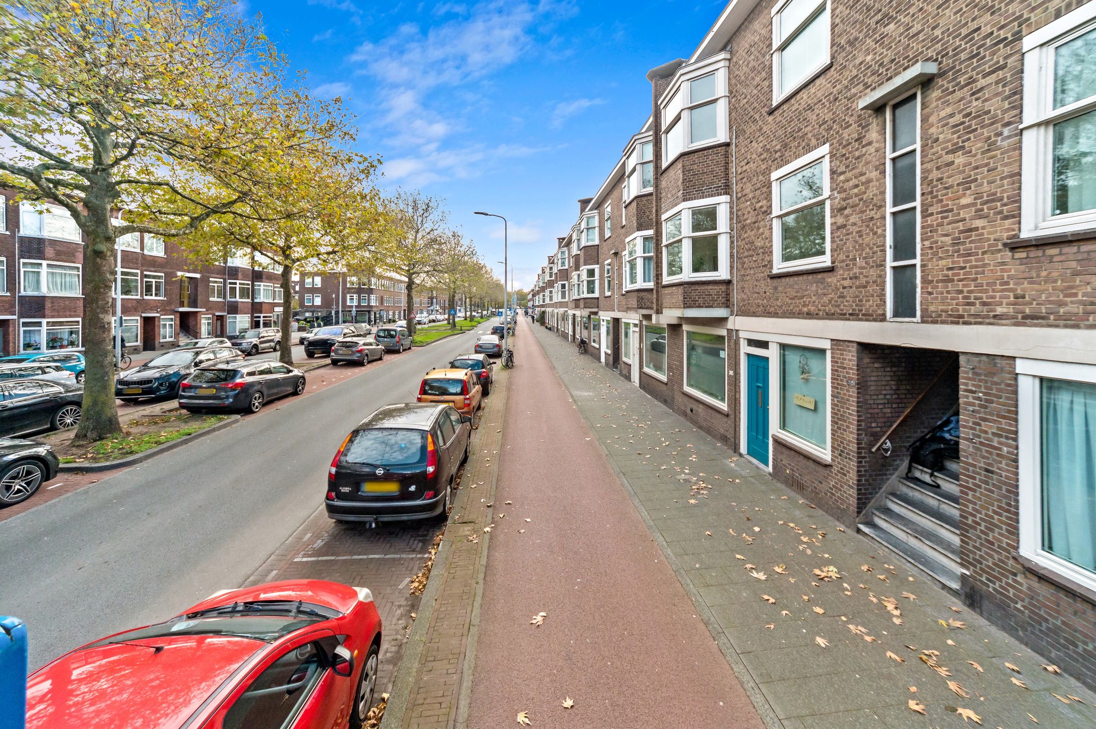Photo 27 of Zuiderparklaan 383
