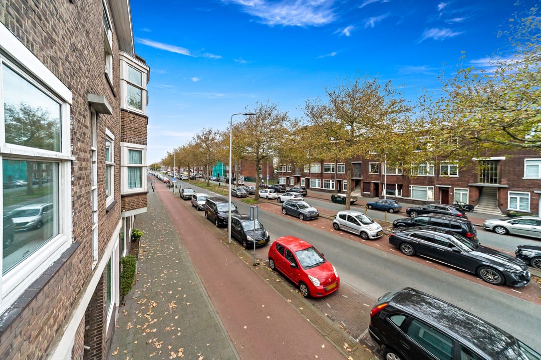 Photo 28 of Zuiderparklaan 383
