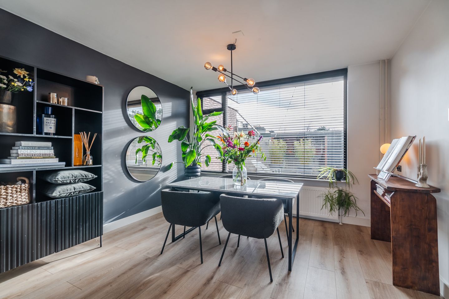 Photo 10 of Retiefstraat 211