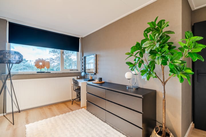 Photo 24 of Retiefstraat 211