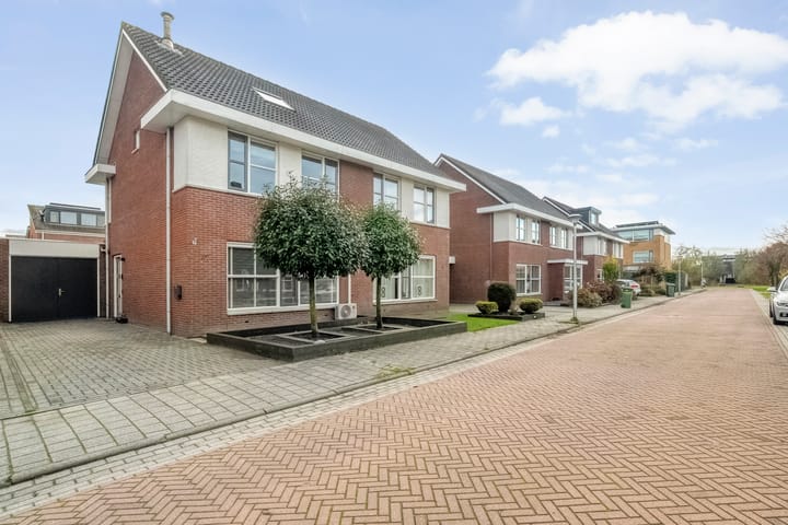 Photo 5 of Israëlsstraat 11