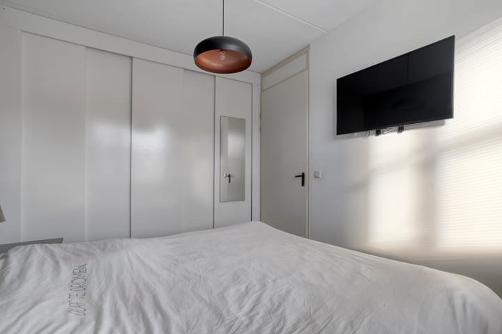 Photo 21 of Israëlsstraat 11