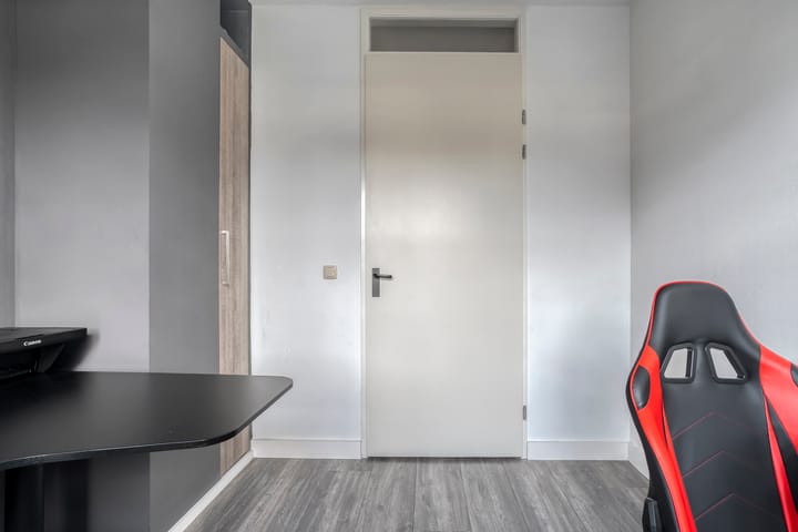 Photo 29 of Israëlsstraat 11