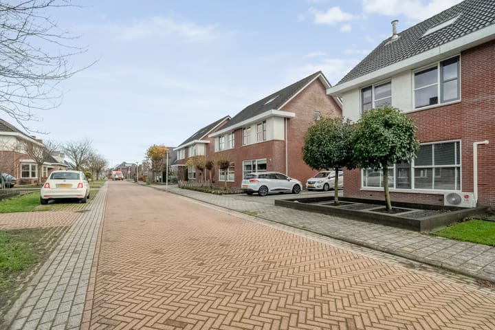 Photo 43 of Israëlsstraat 11