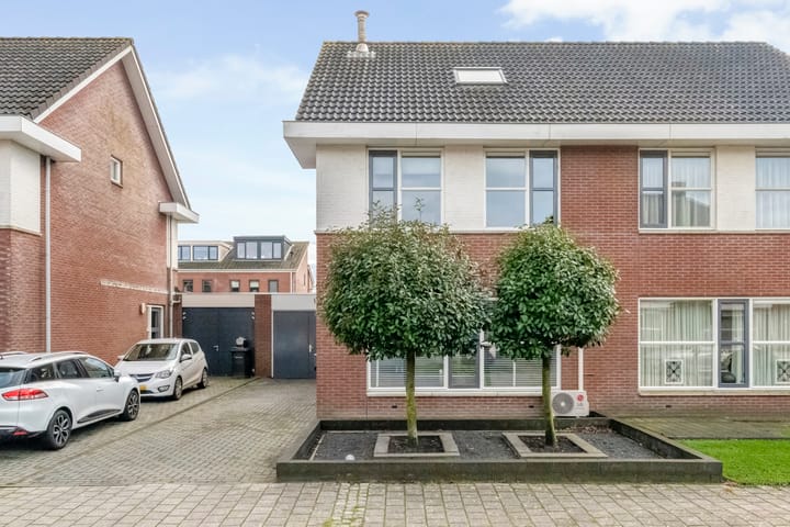 Photo 44 of Israëlsstraat 11