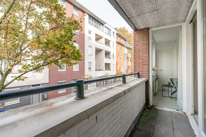 Photo 20 of Spoorstraat 8-B