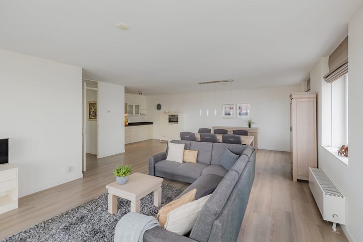 Photo 12 of Pruimenboomplein 66