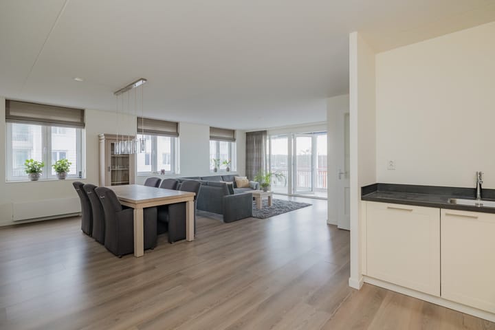 Photo 16 of Pruimenboomplein 66