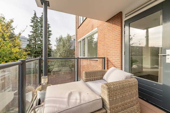 Photo 33 of Spoorstraat 8-B