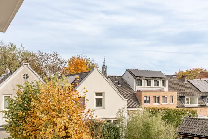 Photo 34 of Spoorstraat 8-B