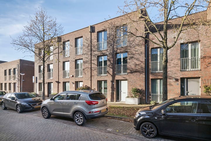 Foto 34 van Midzwaard 9