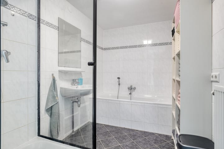 Foto 19 van Midzwaard 9