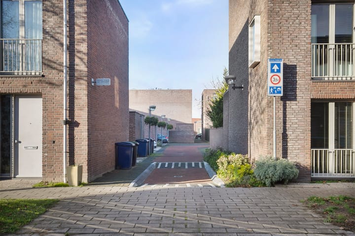 Foto 36 van Midzwaard 9