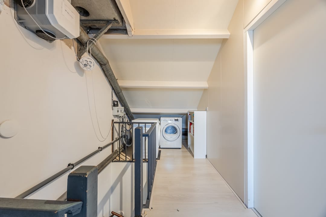 Photo 38 of Sieberg 303