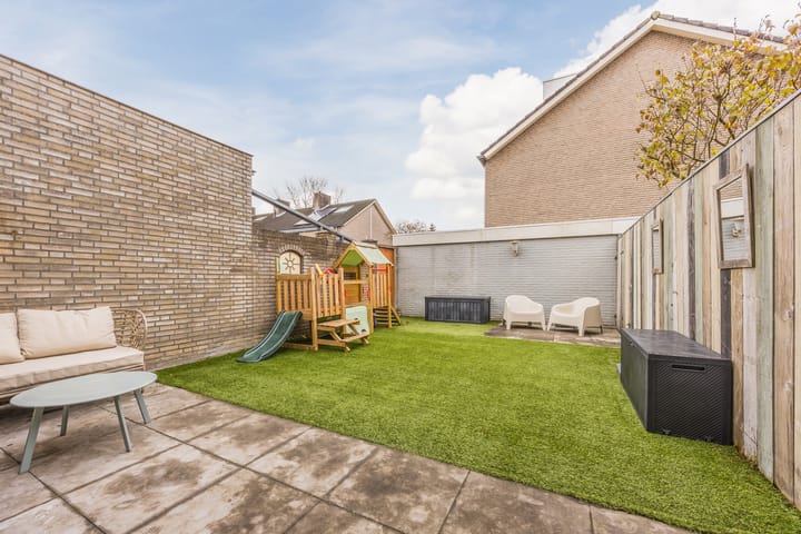 Photo 40 of Sieberg 303