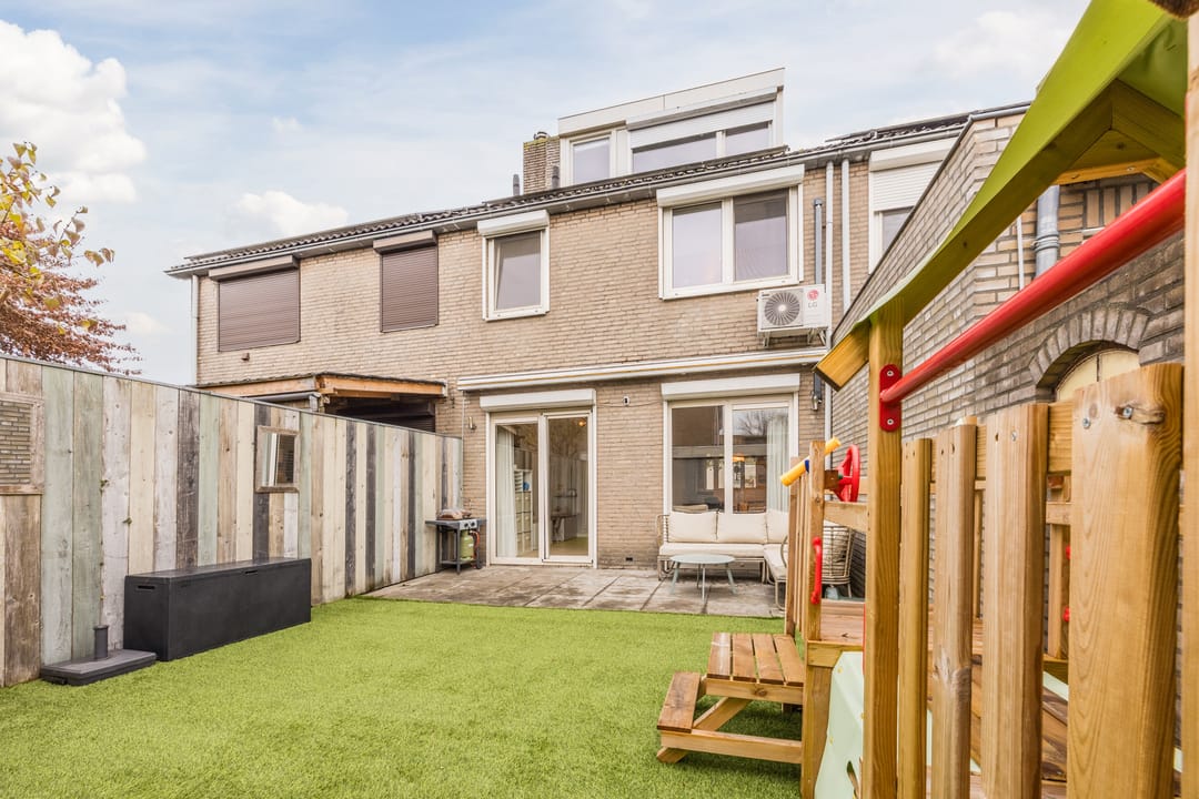 Photo 43 of Sieberg 303