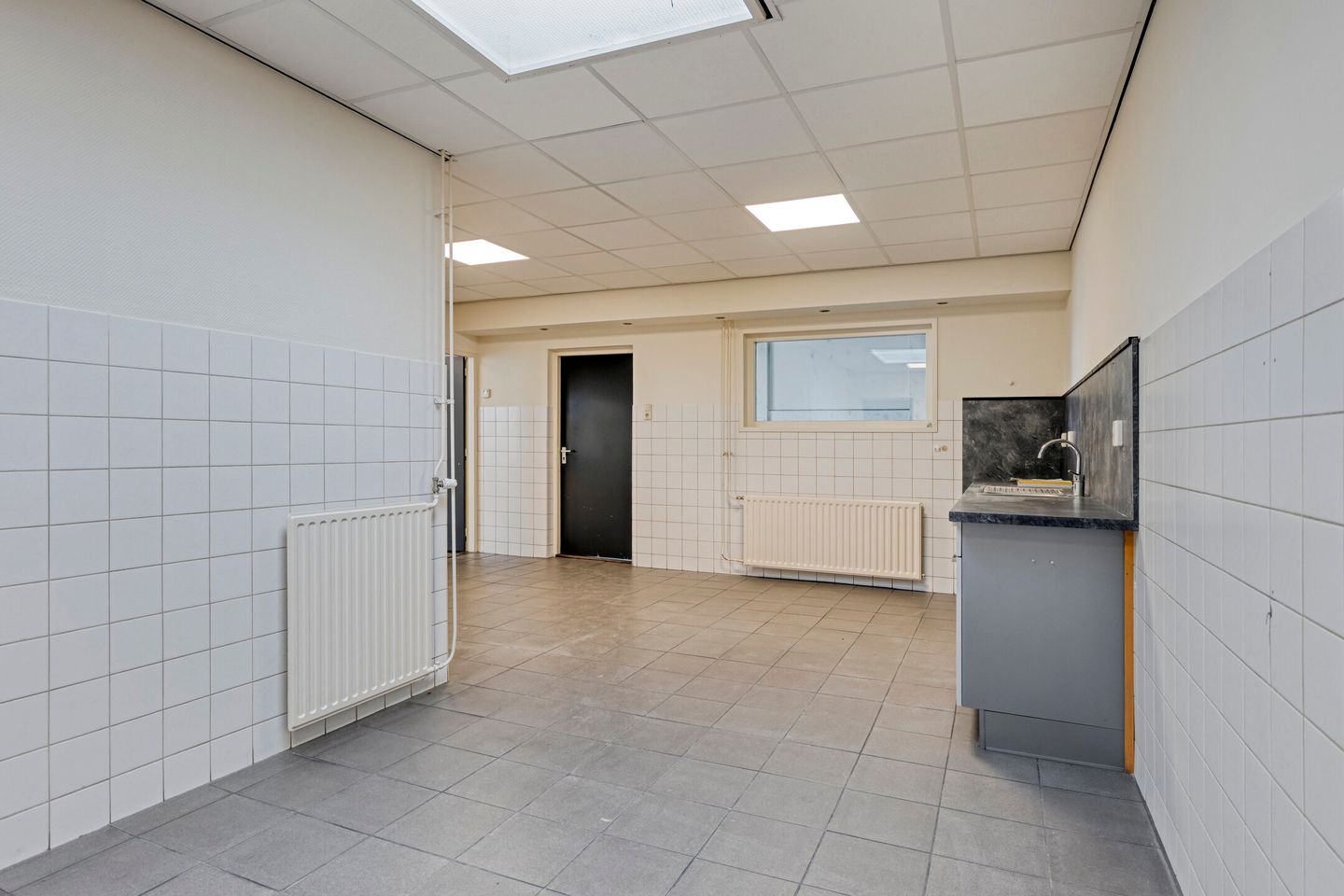 View photo 4 of Nijverheidstraat 3