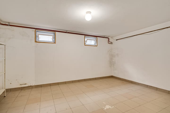 Photo 28 of Bandstraat 1