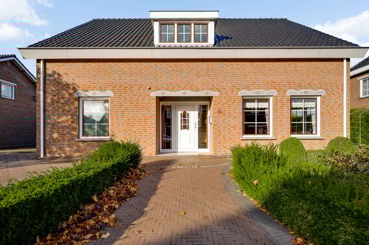 Photo 33 of Bandstraat 1