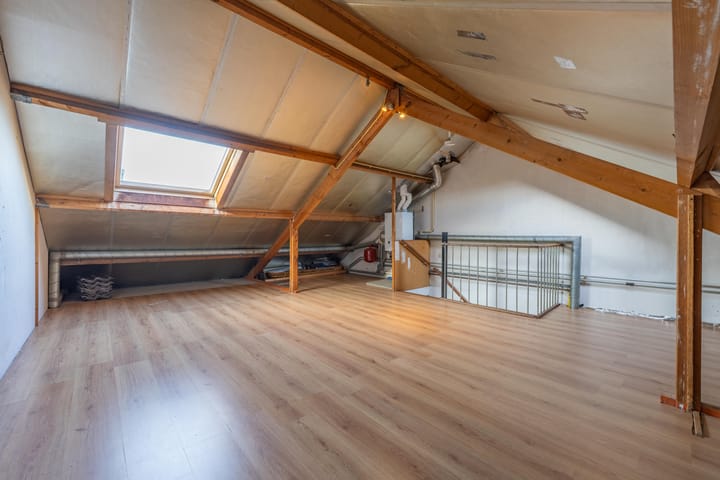 Photo 42 of De Hennepe 51