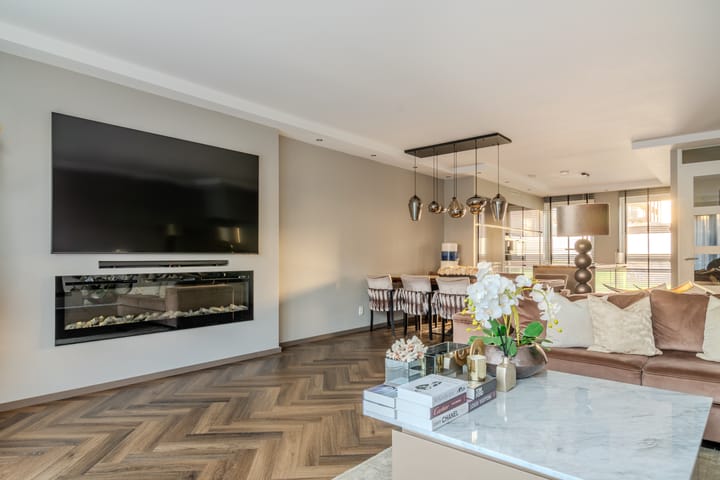 Tussenwoning te koop: Voorbuurt 8, Purmerend