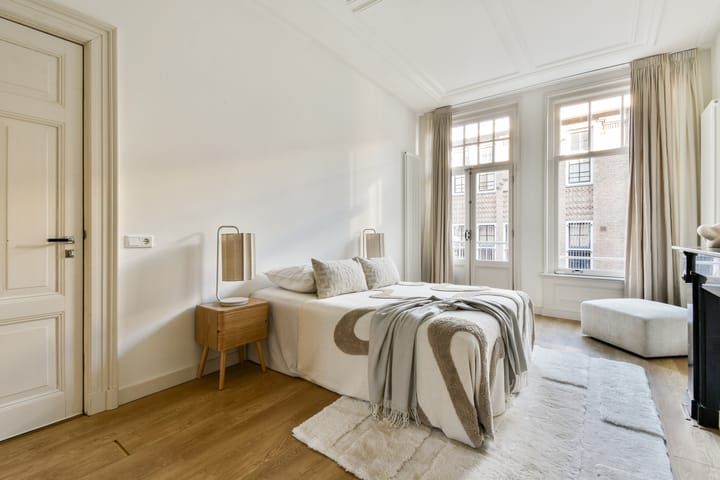 Photo 10 of Kazernestraat 14-B