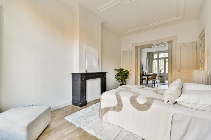 Photo 11 of Kazernestraat 14-B