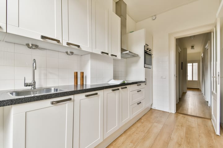 Photo 13 of Kazernestraat 14-B