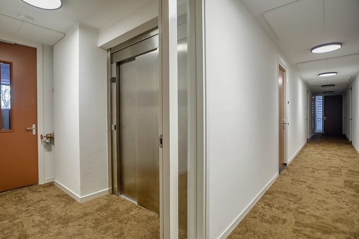 Photo 21 of Atelierstraat 228