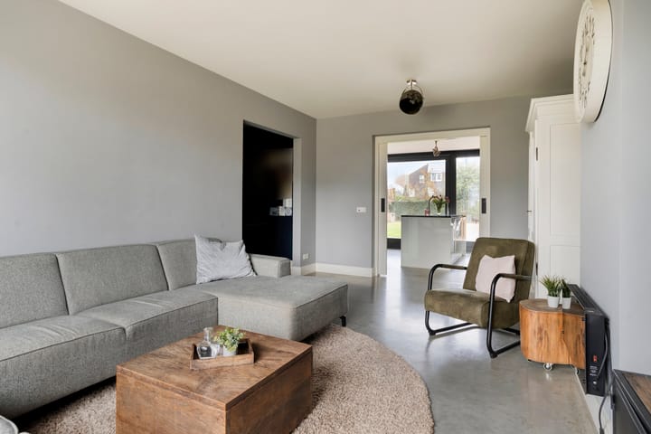 Photo 12 of Edmundus van Dintherstraat 25