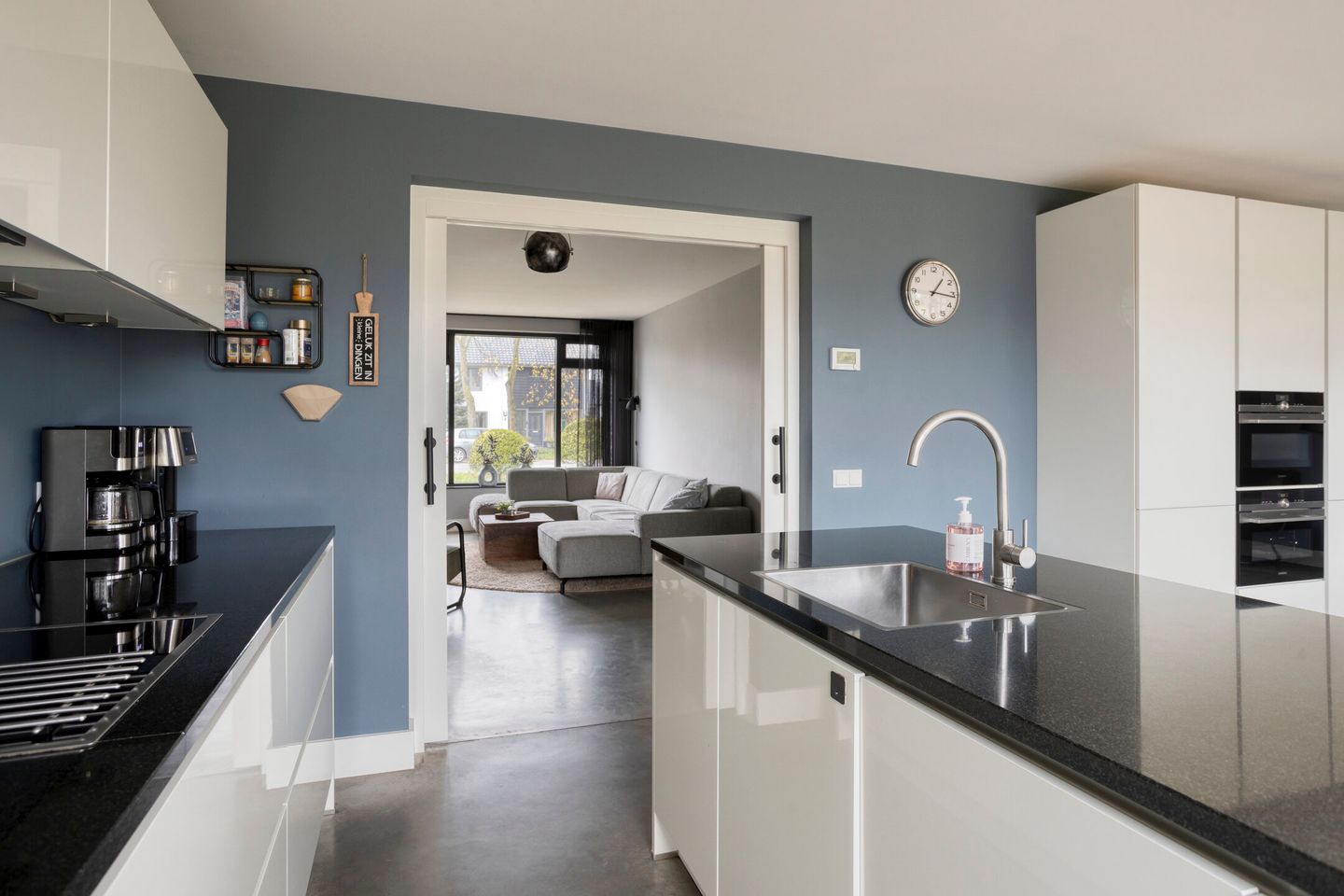 Foto 19 van Edmundus van Dintherstraat 25