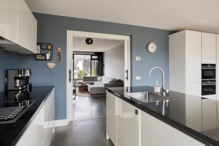 Photo 19 of Edmundus van Dintherstraat 25