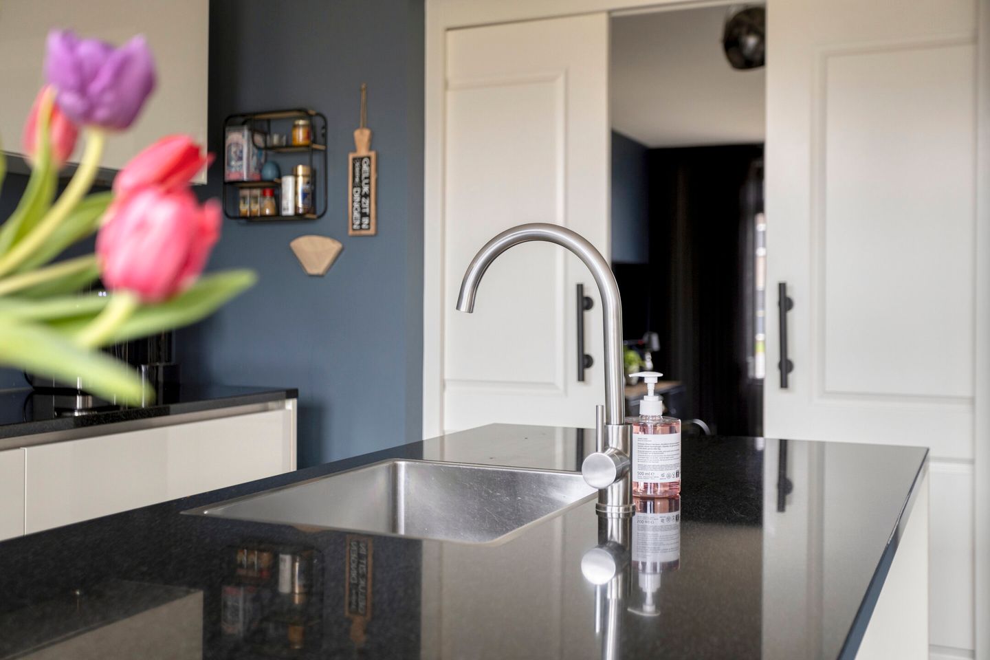 Foto 20 van Edmundus van Dintherstraat 25