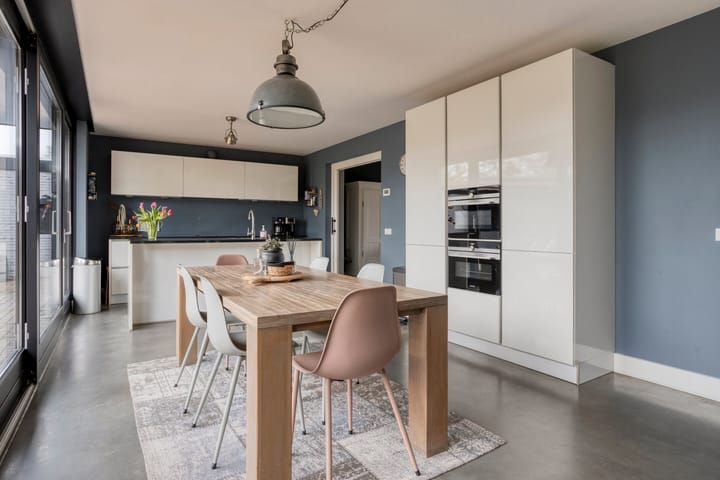 Photo 22 of Edmundus van Dintherstraat 25