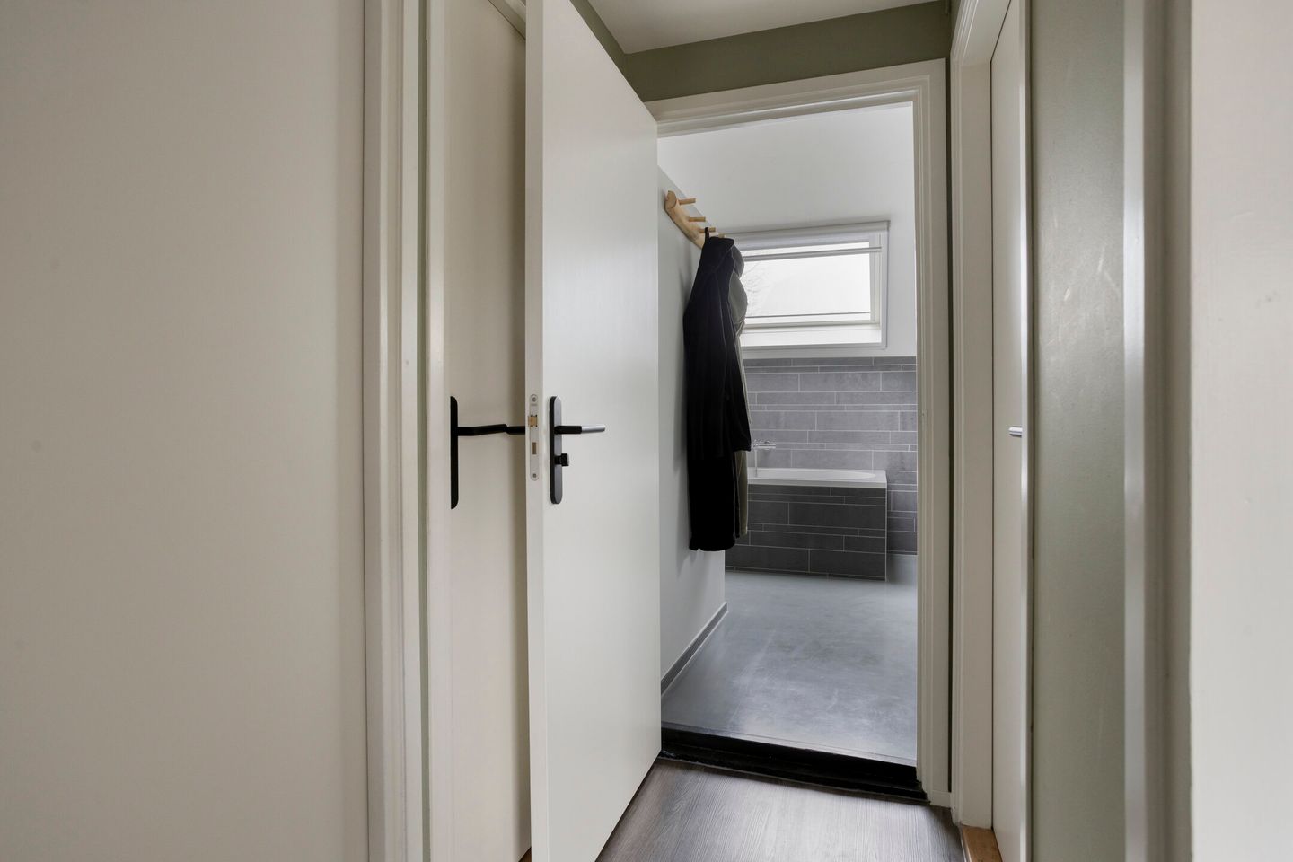 Foto 25 van Edmundus van Dintherstraat 25