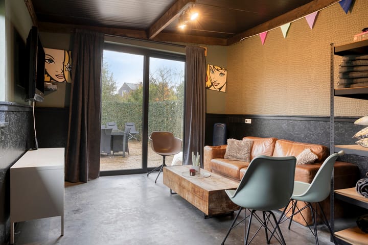 Photo 43 of Edmundus van Dintherstraat 25