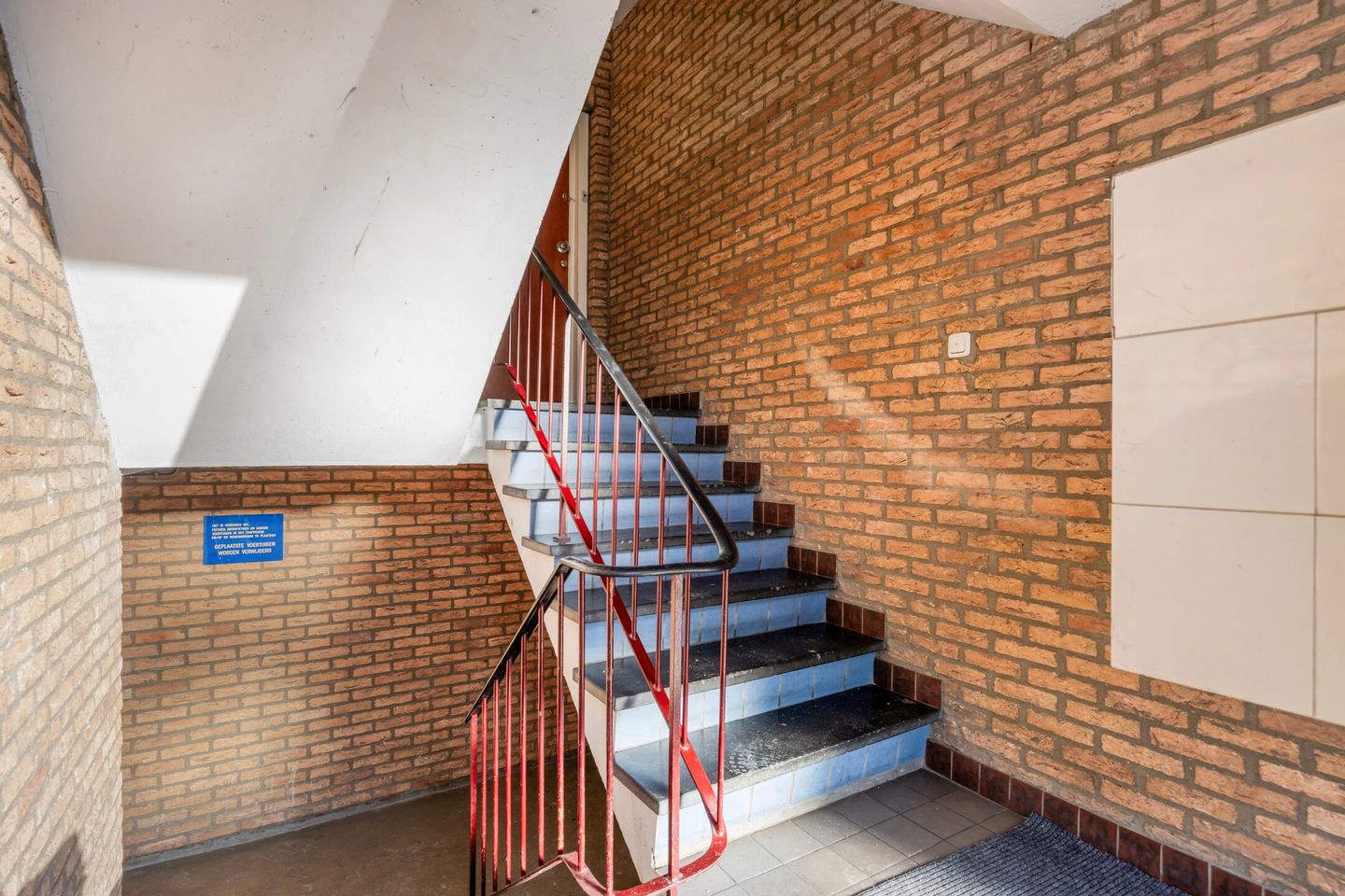 Photo 19 of Julianalaan 94