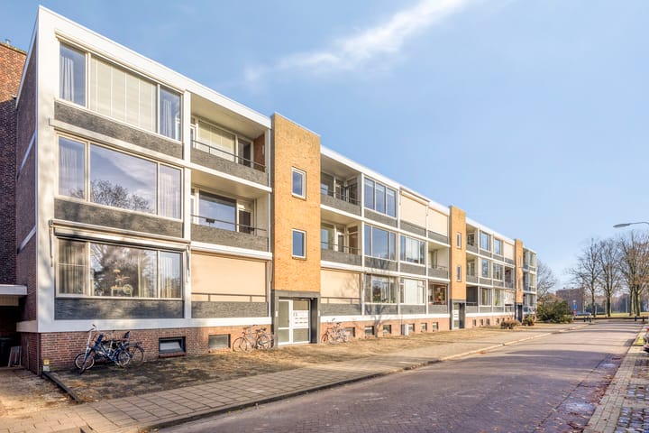 Photo 27 of Julianalaan 94